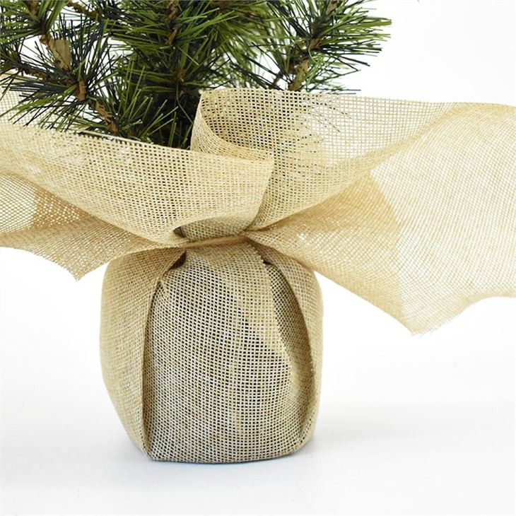 20 LED CHRISTMAS TREE WITH PINE CONE