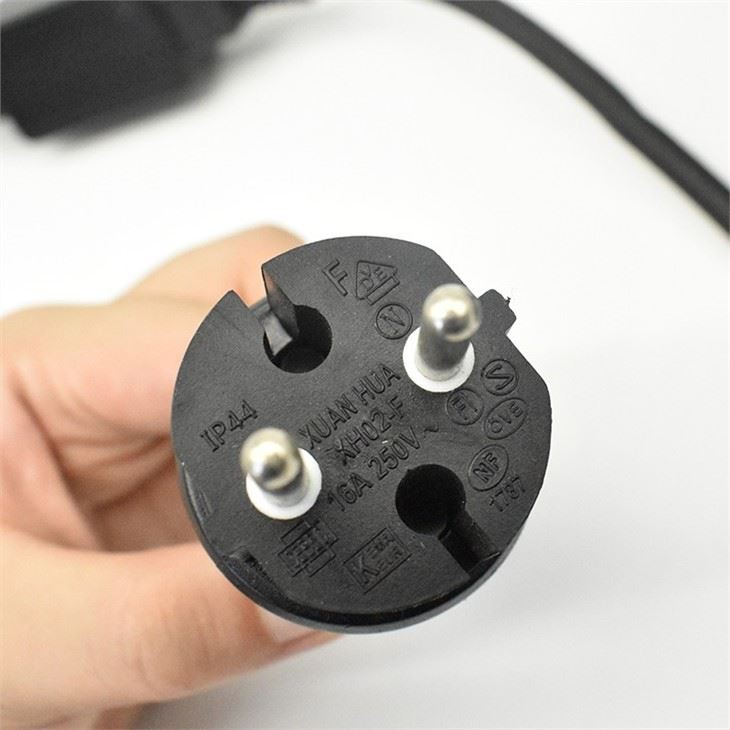 240 LARGE STRING LED LIGHTS