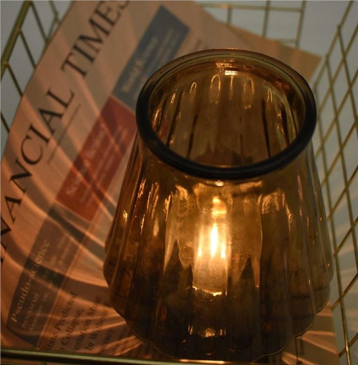 TRANSLUCENT TAPERED GLASS LAMP STAND