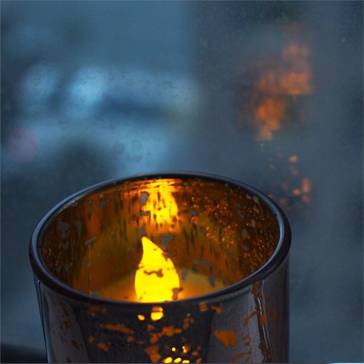 ELECTROPLATE GLASS CANDLESTICK