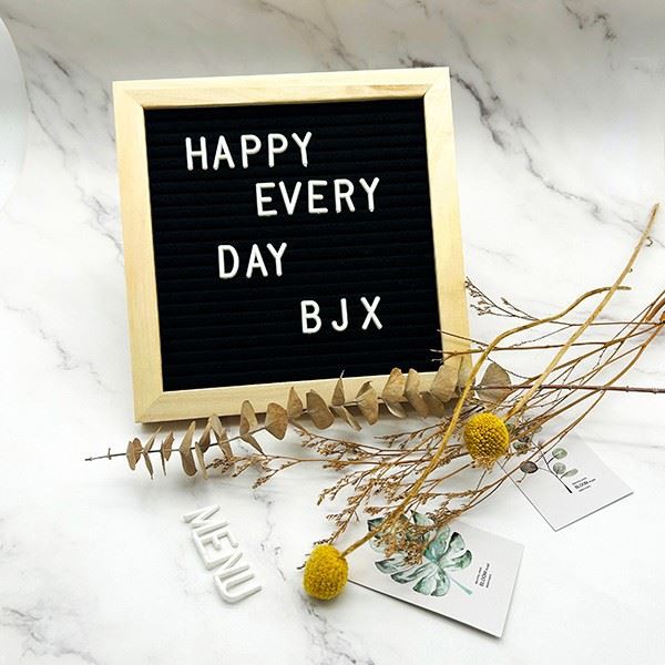 FEIT DIY MESSAGE BOARD